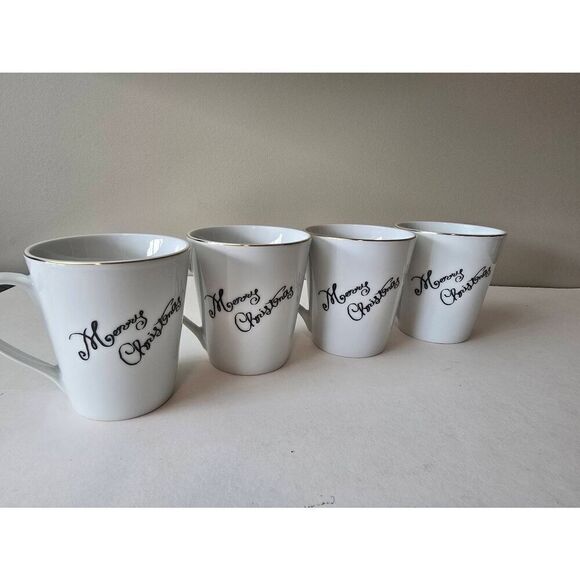 Merry Brite Set of four cups Christmas theme - Picture 1 of 7